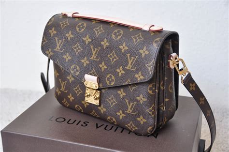 lv france pochette metis|Lv pochette metis price.